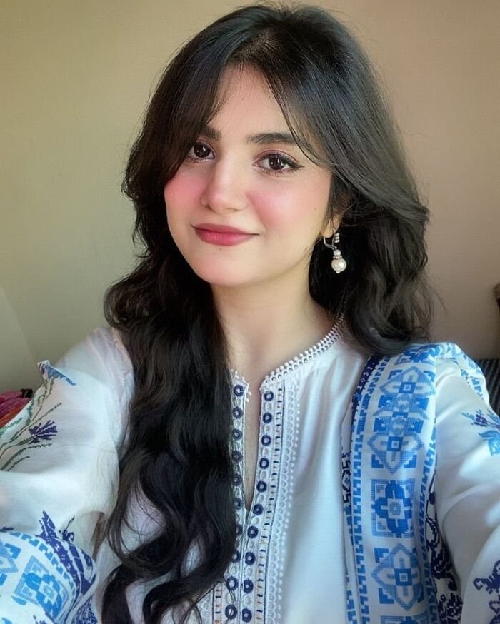 aethetic indian girl dp hd
