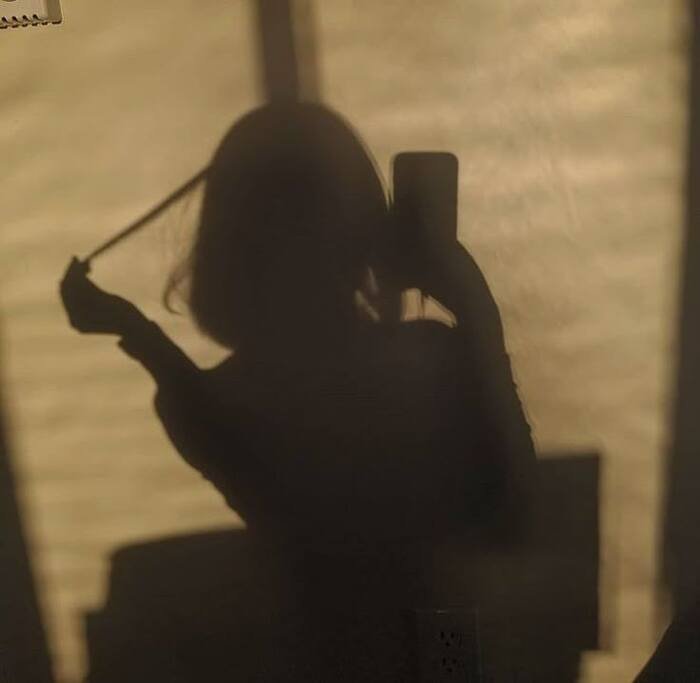 aethetics shadow girl dp photo
