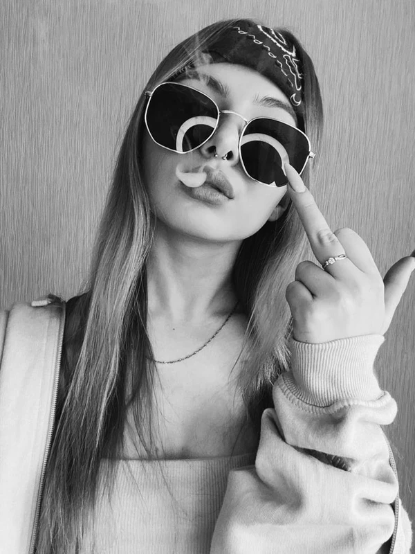 bad girl dp 7