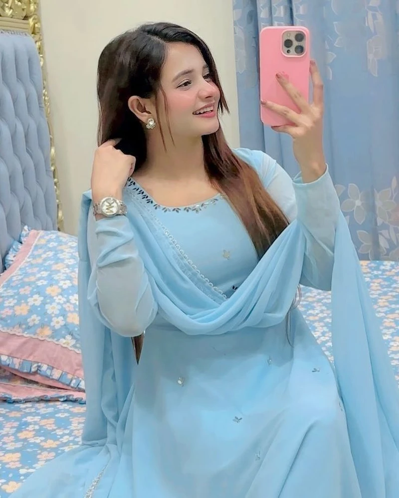 beautiful girls dp 1
