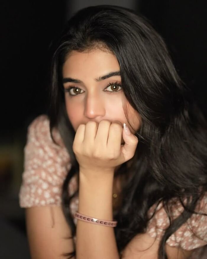 beautiful silent girl dp image hd