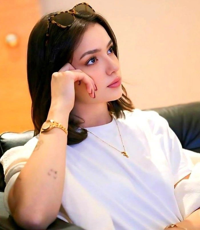 bindas girl dp 26