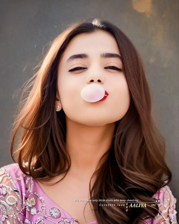 bindas girl dp 30