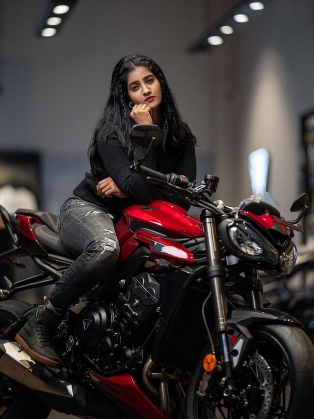 95+ Scooty Girl DP Images Stylish Fun and Trendy Looks
