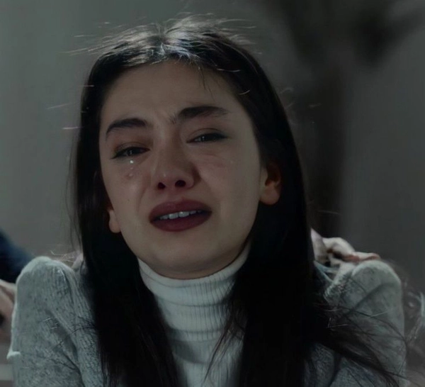 crying girl dp 11