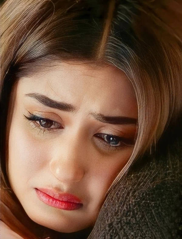crying girl dp 20
