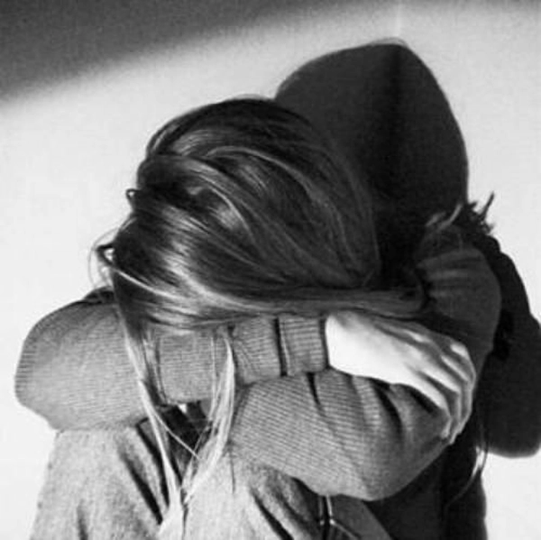 crying girl dp 28