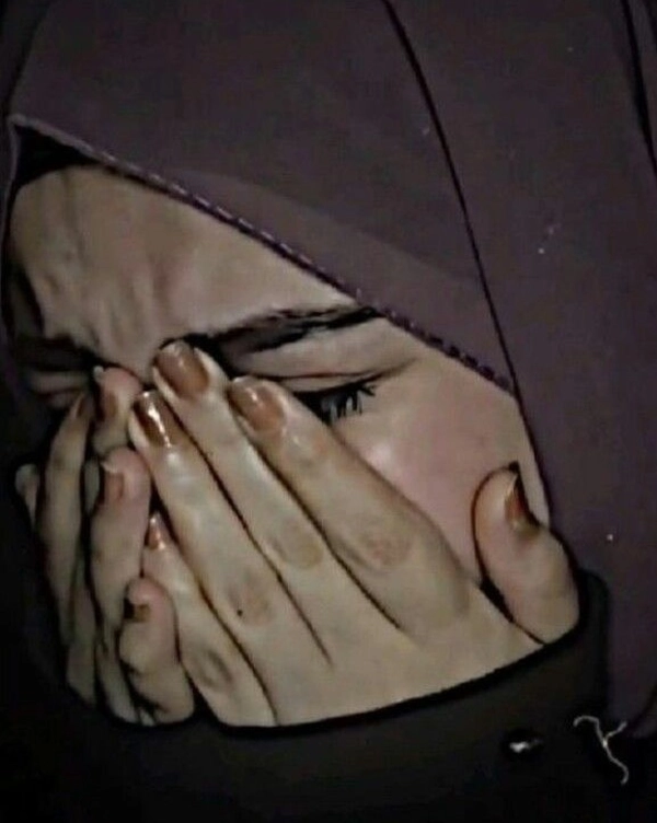 crying girl dp 30