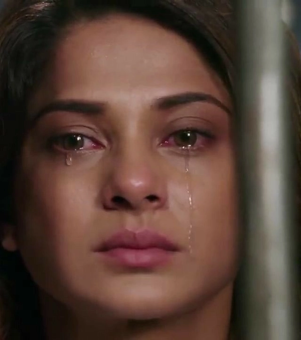 crying girl dp 5