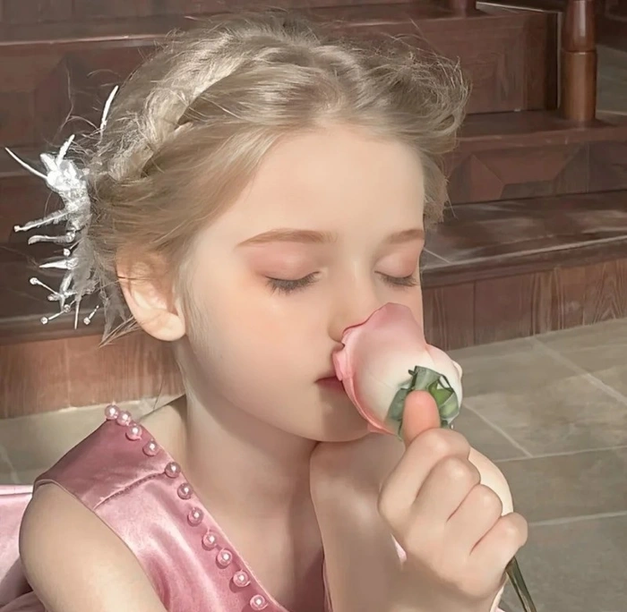 cute baby girl dp 10