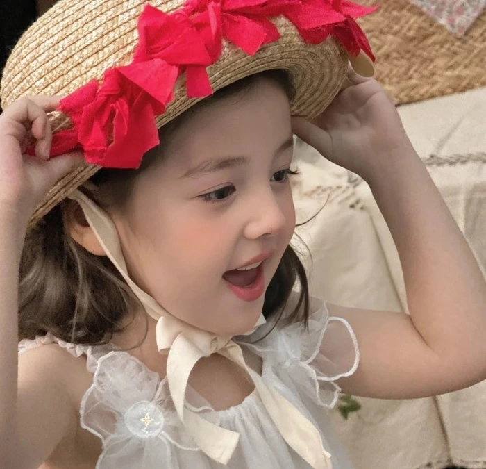 cute baby girl dp 25