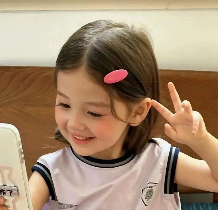 cute baby girl dp 30