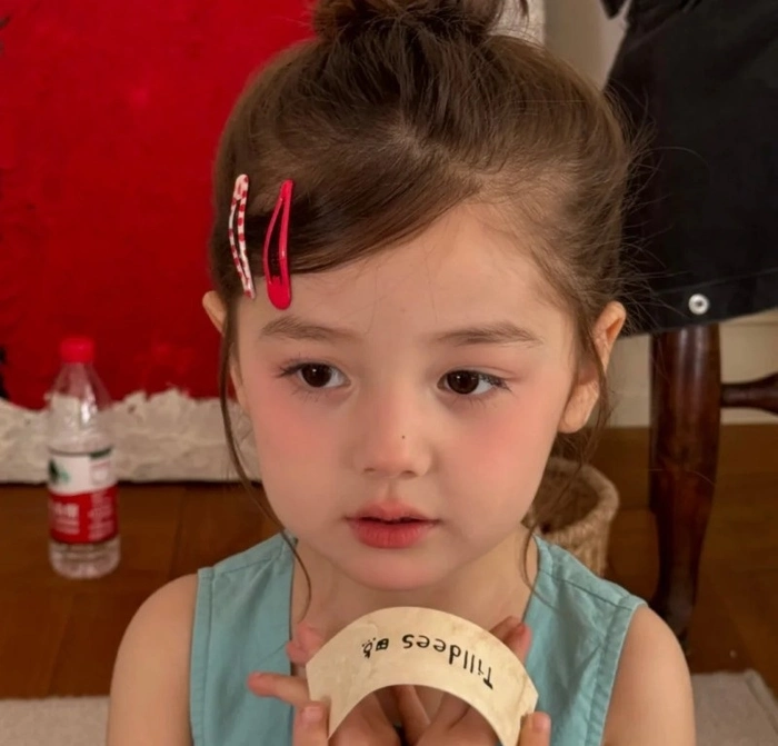 cute baby girl dp 46