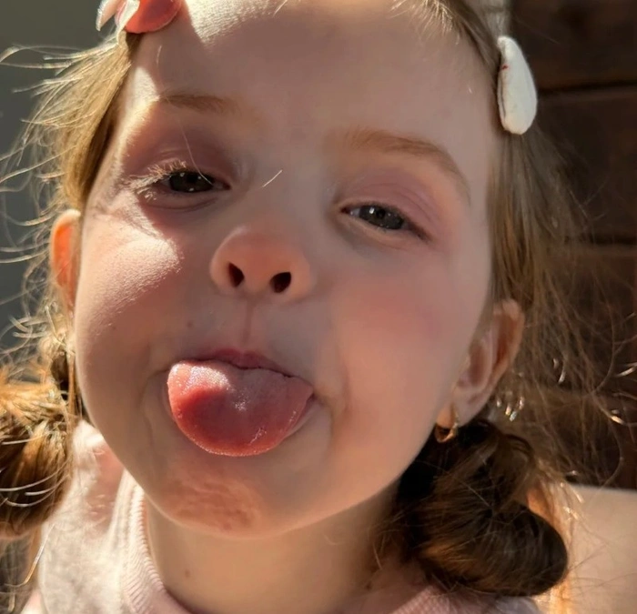 cute baby girl dp 7