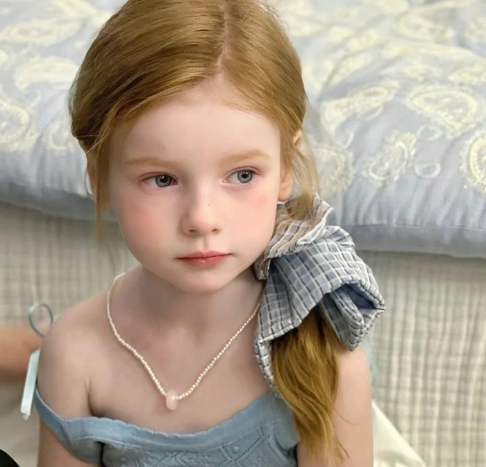 cute baby girl dp 9
