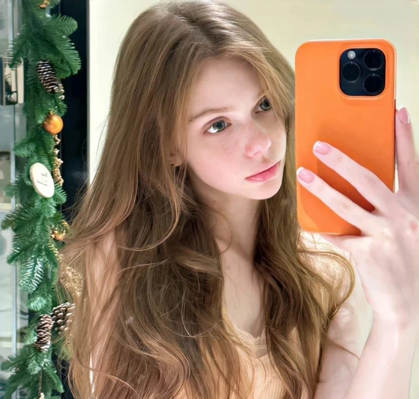 cute girl pic for dp 16
