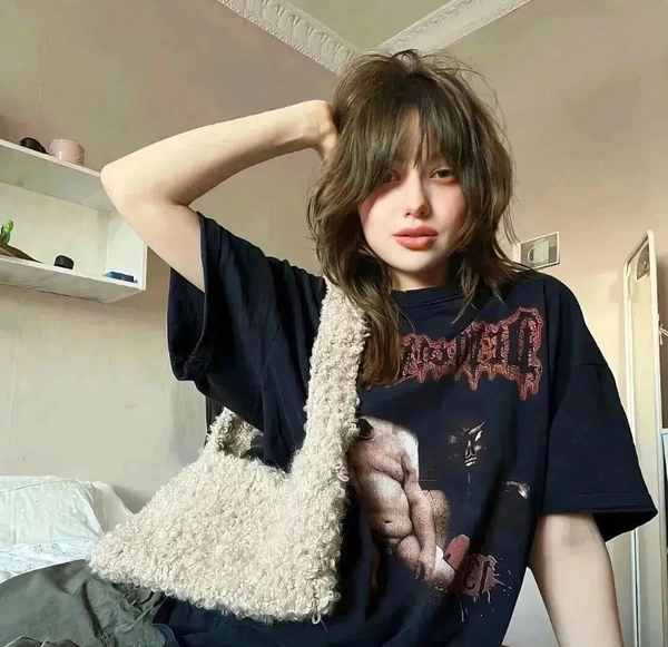 cute girl pic for dp 9