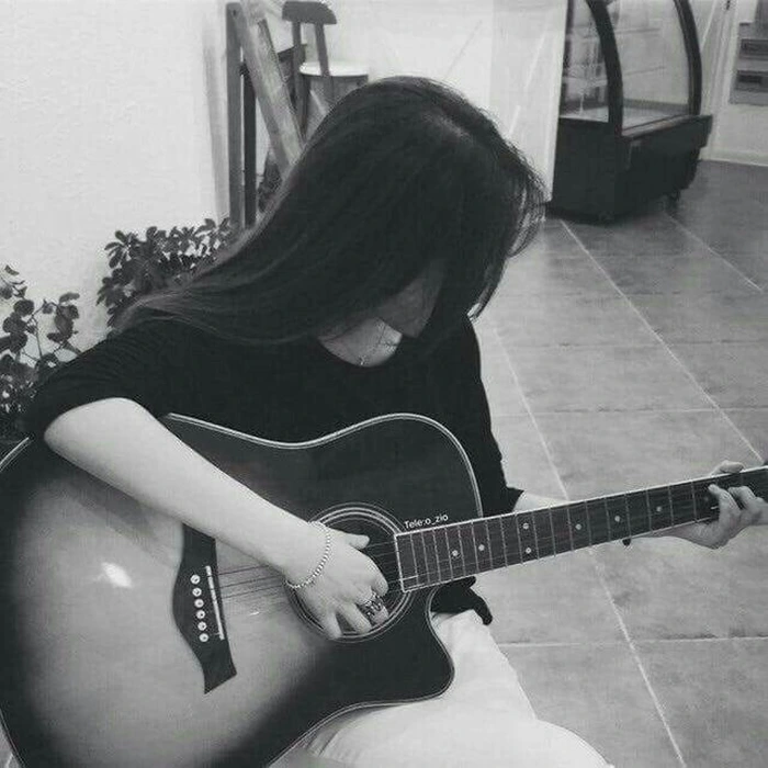 guitar girl dp 27