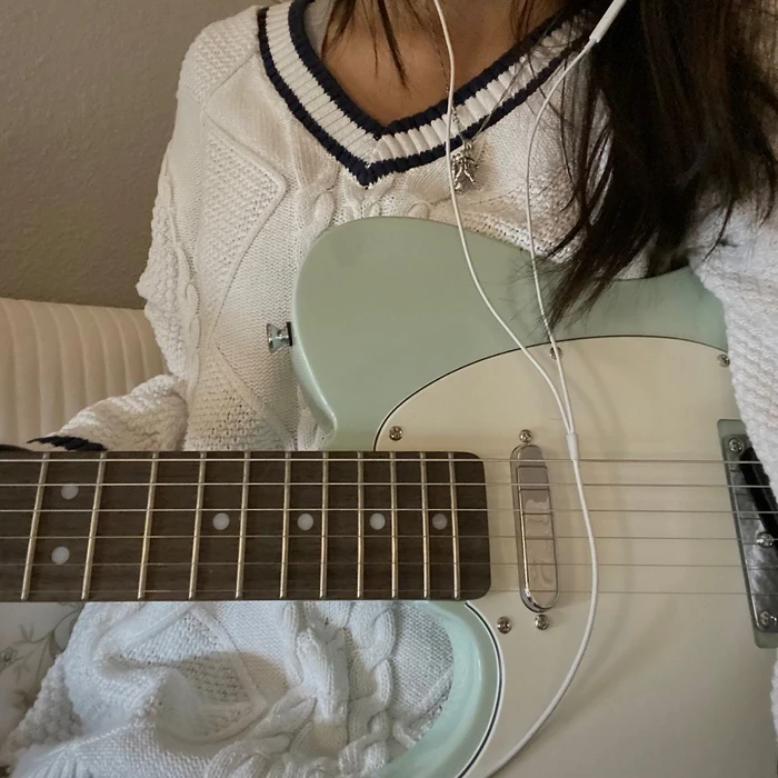 guitar girl dp 7