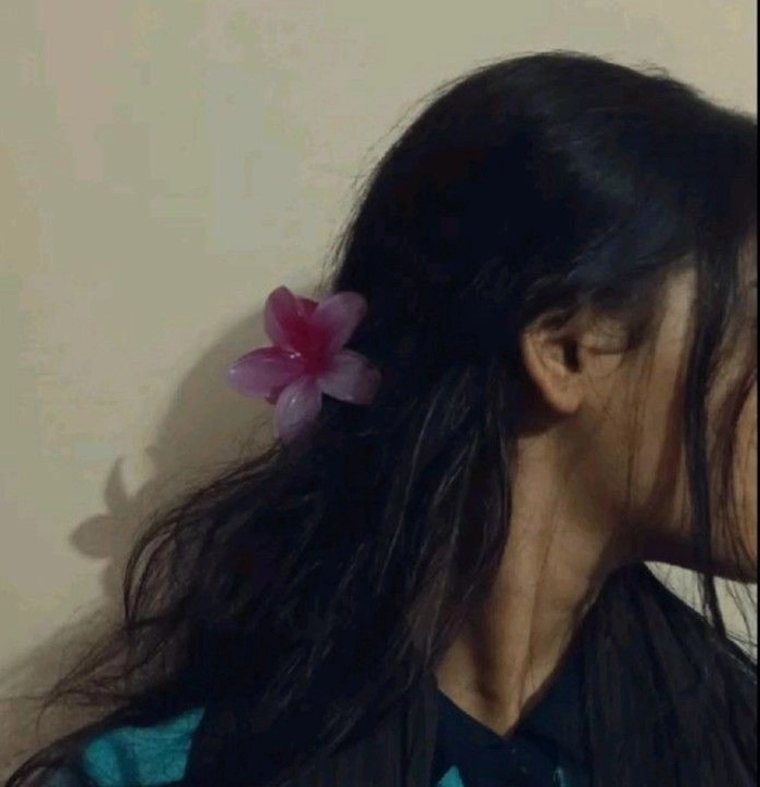 half face girl dp 23
