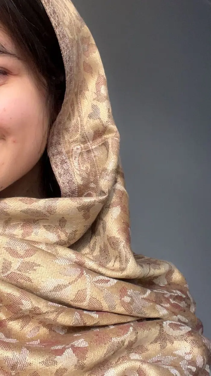 half face girl dp 27
