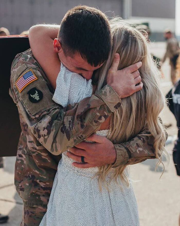 hd army couple dp