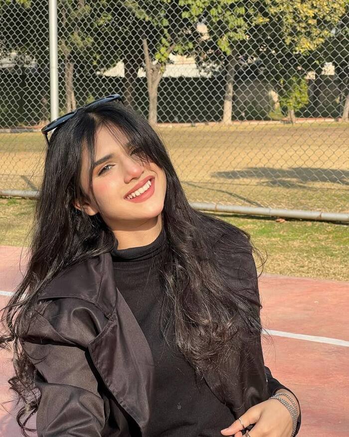 hd indian girl dp