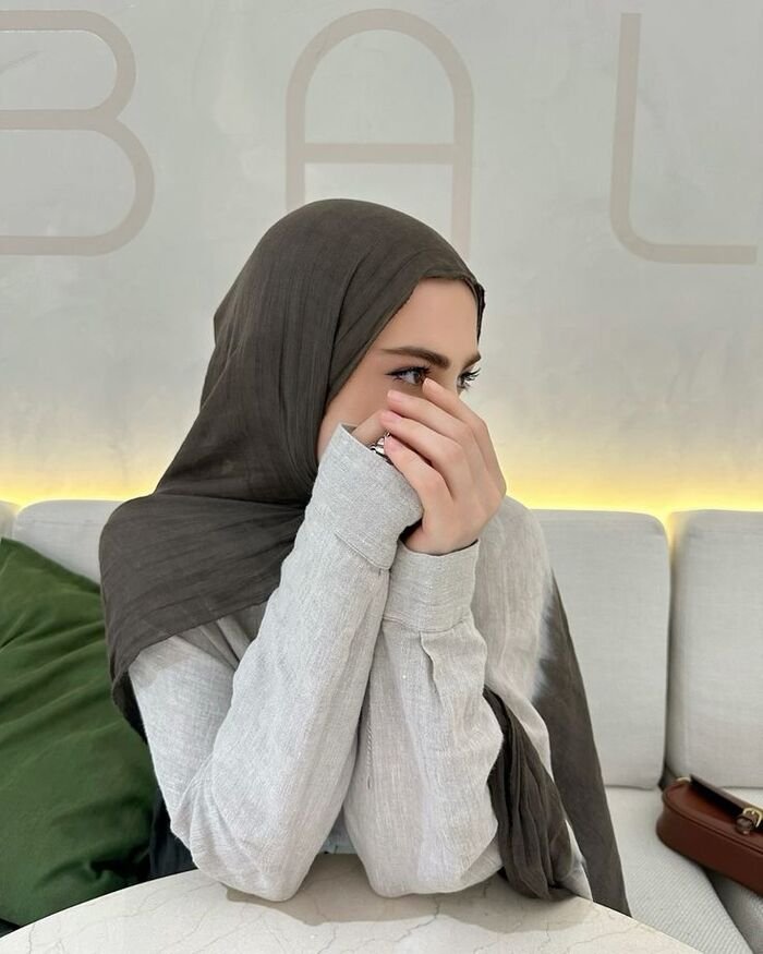hd kashmiri girls aethetics image