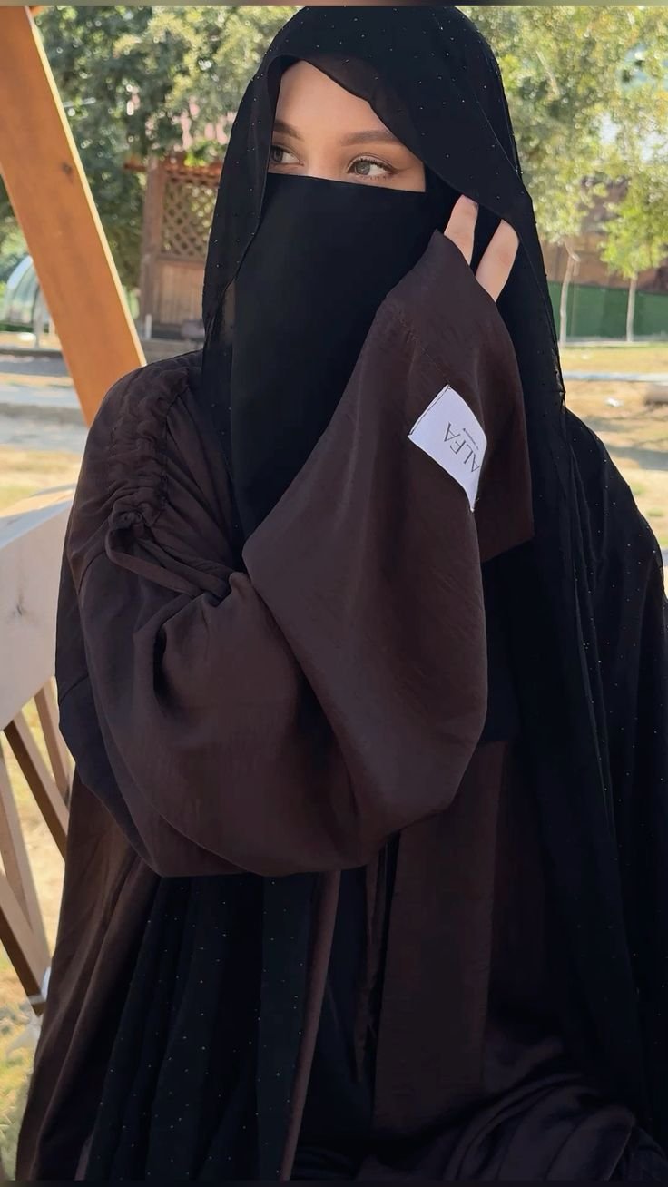hd muslim girl dp aethetics image