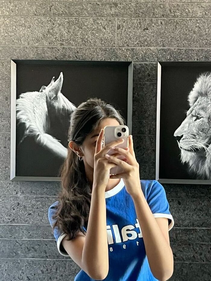 hidden face dp for girls cute