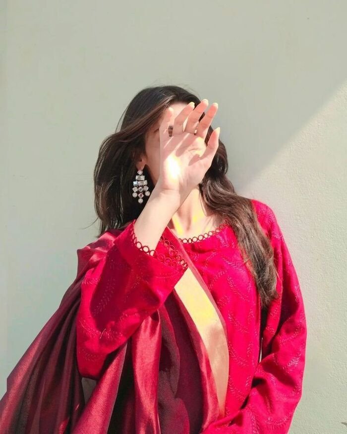 hidden face dp for girls photo