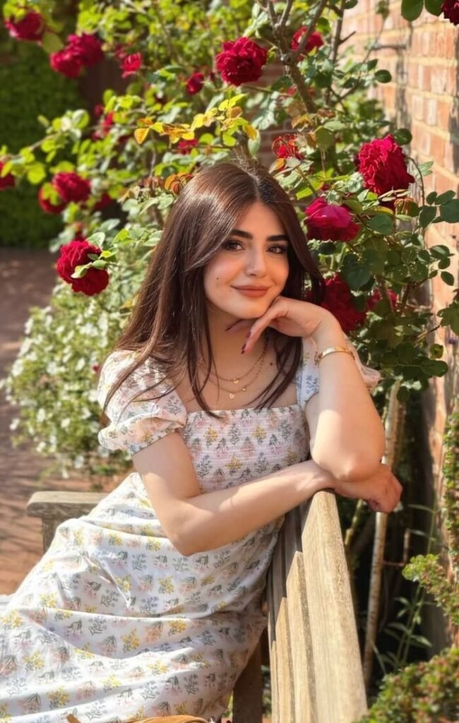 image indian girl dp full hd