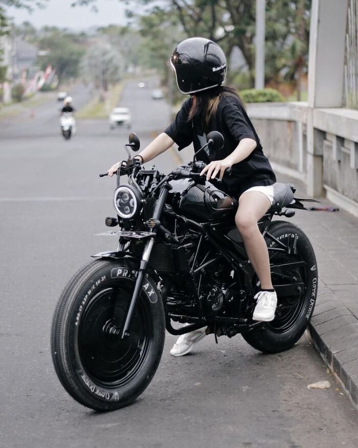 image scooty girl dp