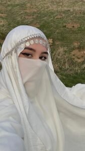 muslim girl dp aethetics image