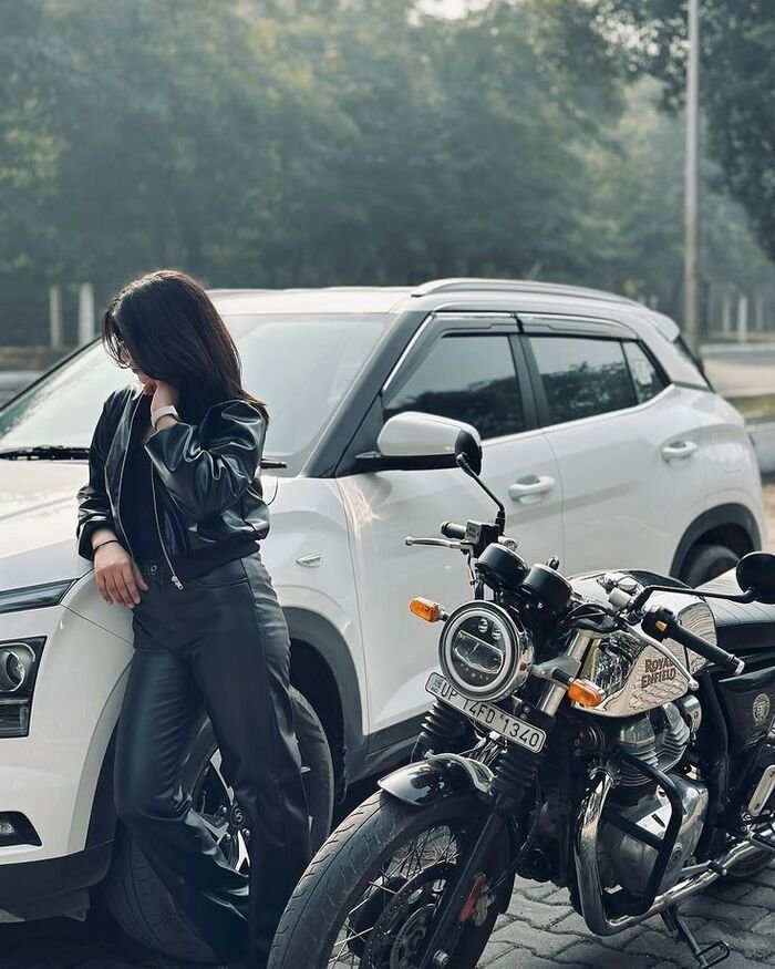 photo scooty girl dp hd