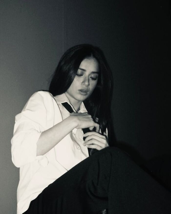 sad girl dp photo aethetics hd