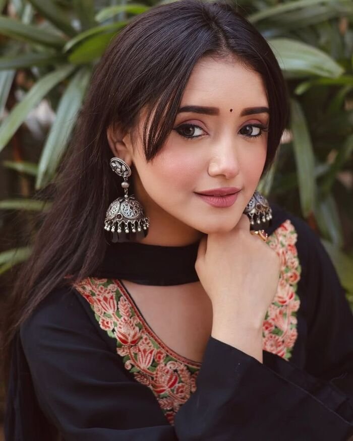 saree girl dp 8