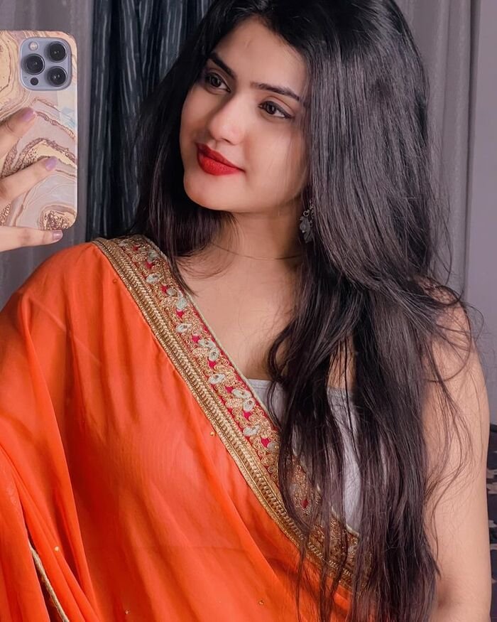 saree girl dp full hd