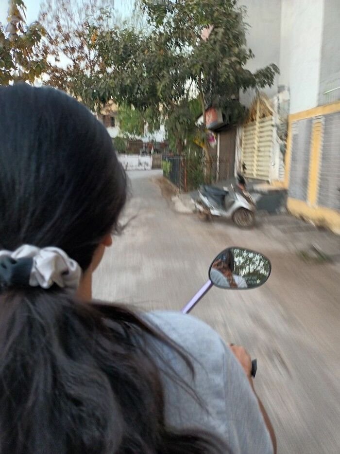 scooty girl dp hd