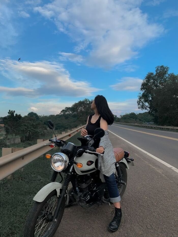 scooty girl dp photo