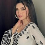 silent girl dp beautiful hot