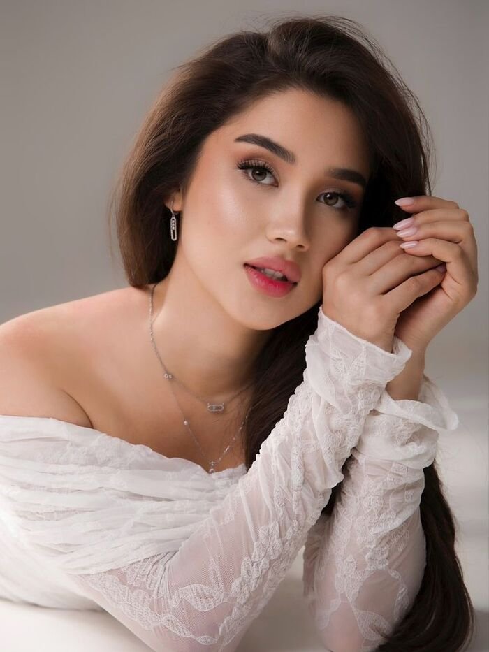 silent girl dp image full hd