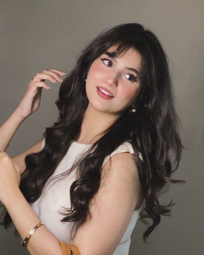 simple girl pic 6