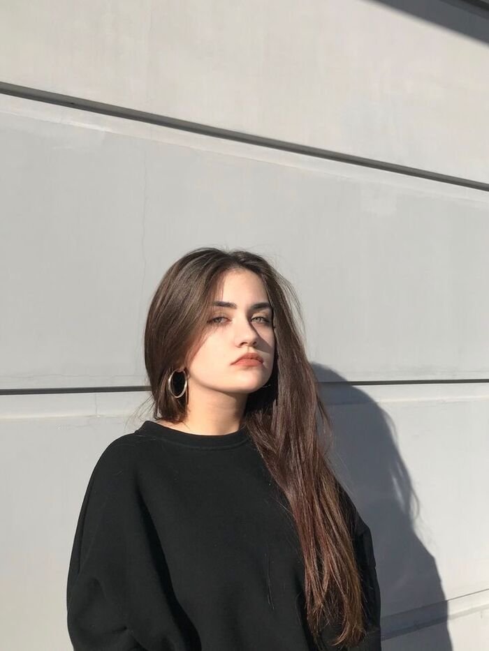 simple girl pic aethetic beautiful full hd