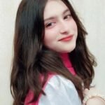simple girl pic aethetic image