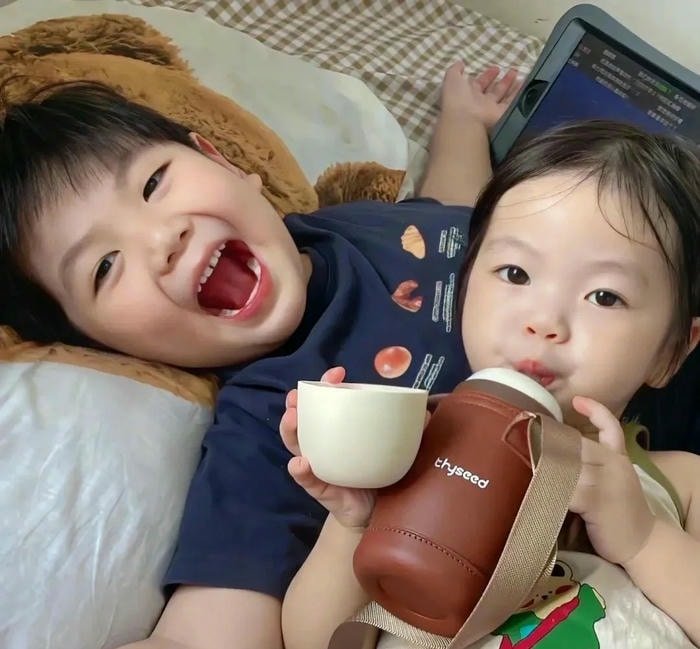 adorable baby lovers dp