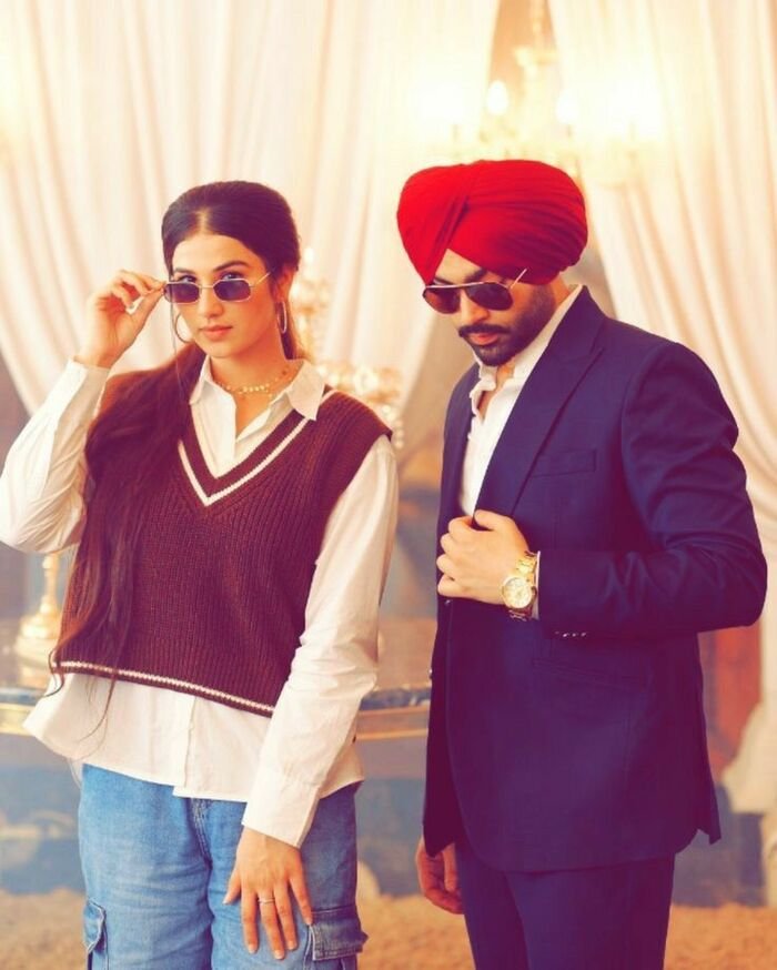 aethetics punjabi couple dp photo
