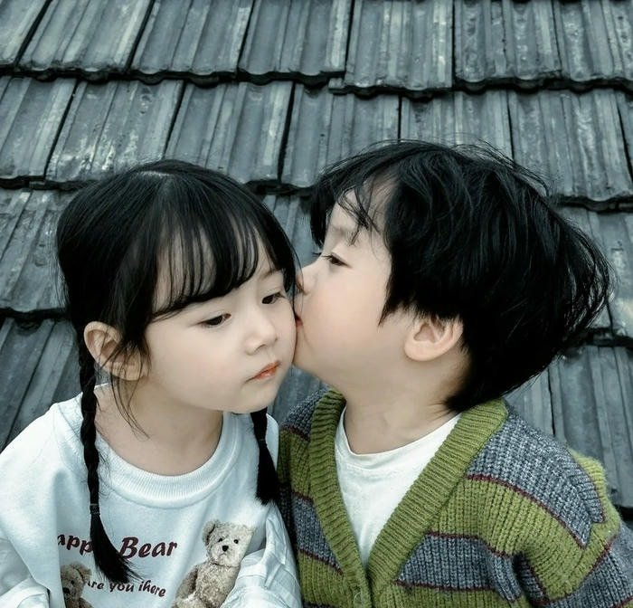 baby couple dp lovely moment