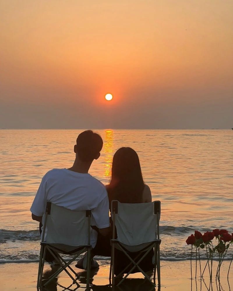 couple hug dp aesthetic style