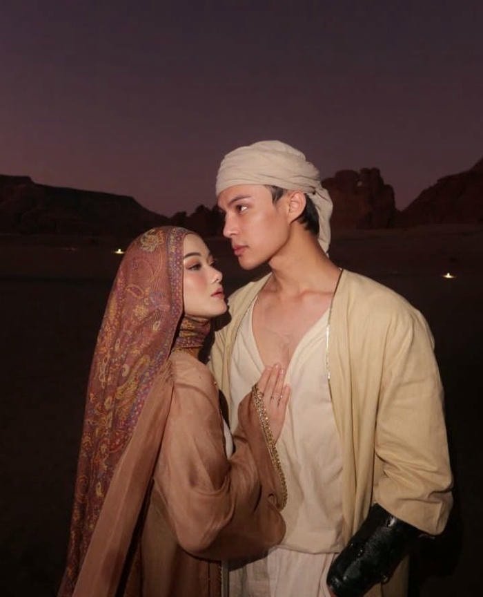 cute islamic couple dp